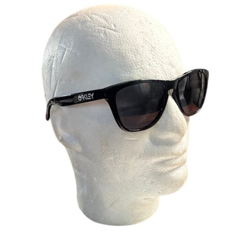 Oakley Frogskins 24-306 Black Sunglasses Rare Corporate “G” Logo Edition USA